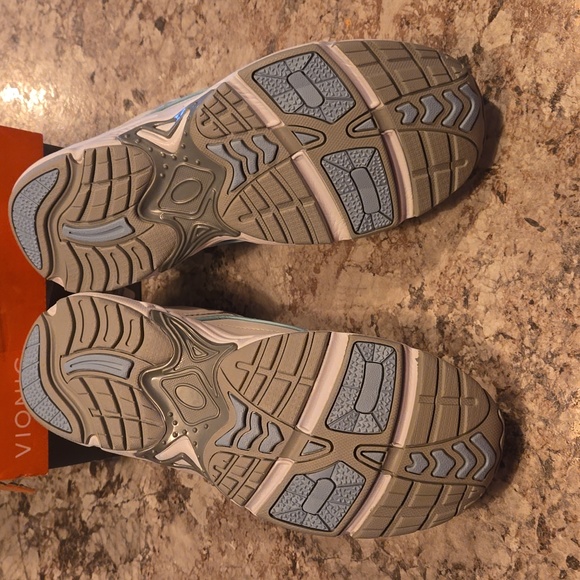 Vionoc Walking shoes - Picture 6 of 7